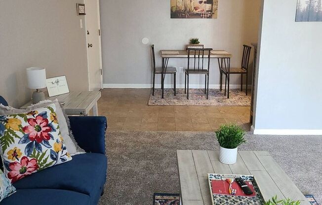 1 bed, 1 bath, 685 sqft, $925, Unit 80-H