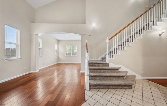 9615 Harvest View Way