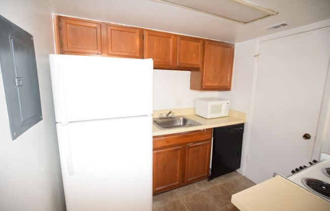 1 bed, 1 bath, $1,100