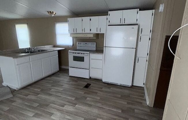 3-bedroom, 2-bath mobile home