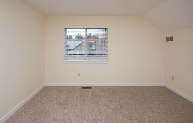 2 beds, 2 baths, 1,087 sqft, $2,695, Unit 7J