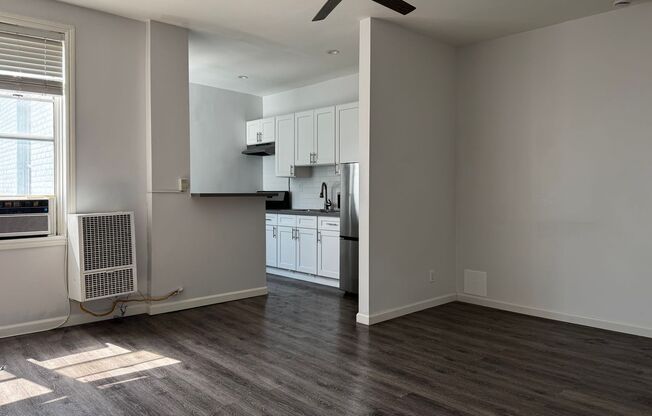 Studio, 1 bath, 500 sqft, $1,325, Unit 407
