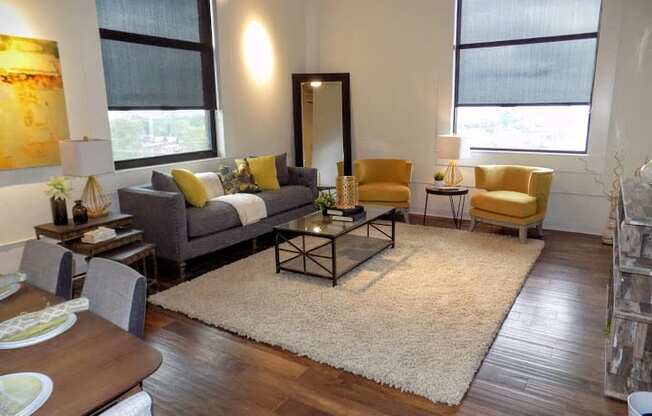 Lofts at Euclid