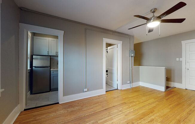 1 bed, 1 bath, 680 sqft, $999, Unit 6