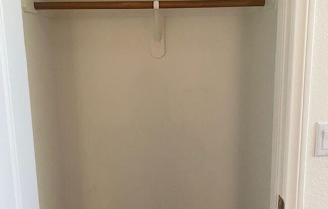 2 beds, 2 baths, $1,795, Unit UNIT 3813