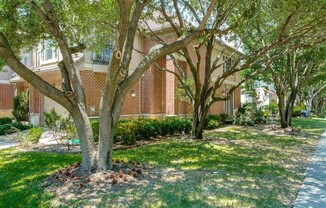 4311 SPYGLASS HL LN