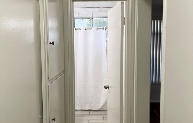 Studio, 1 bath, $1,650, Unit 03