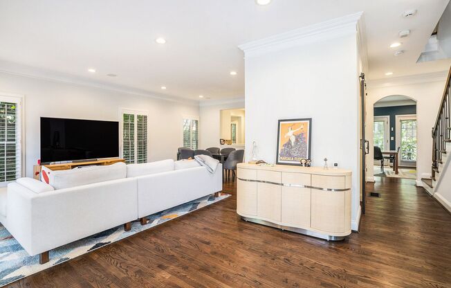 Luxury Townhome Where Midtown Meets Buckhead