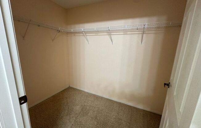 2 beds, 2 baths, $1,610, Unit UNIT 1091