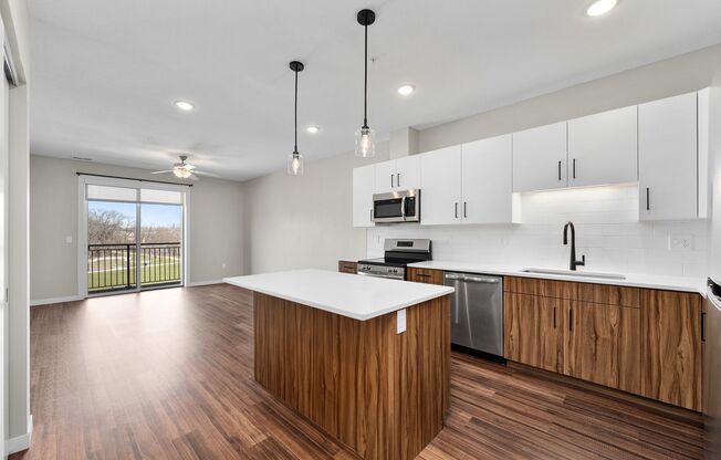 1 bed, 1 bath, 929 sqft, $1,800, Unit 508