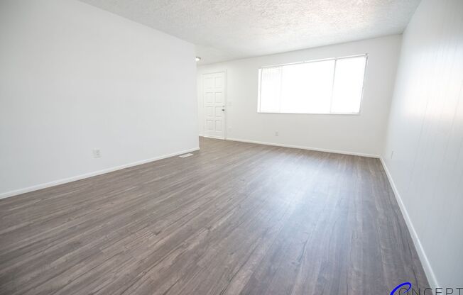 2 beds, 1 bath, 935 sqft, $1,299, Unit 06