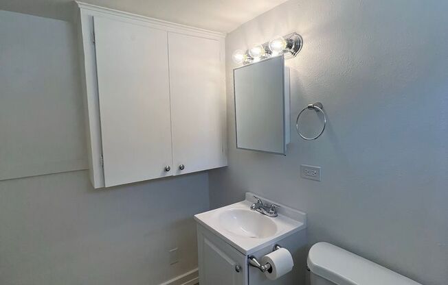 1 bed, 1 bath, $1,250, Unit Unit 3