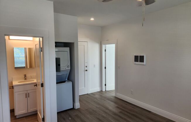 1 bed, 1 bath, 550 sqft, $2,195, Unit 03