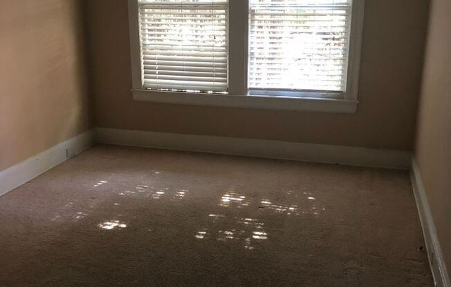 2 Bedroom 1 Bathroom Duplex