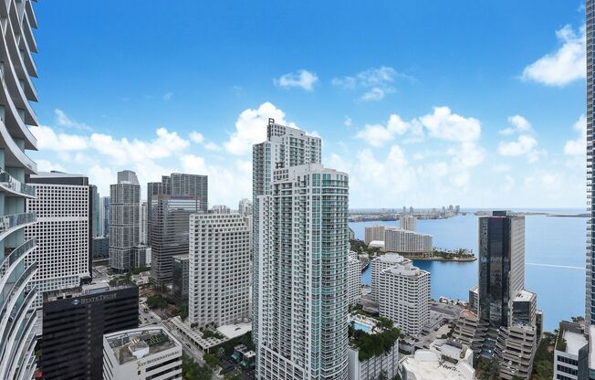 3 beds, 3 baths, $9,495, Unit # 3905