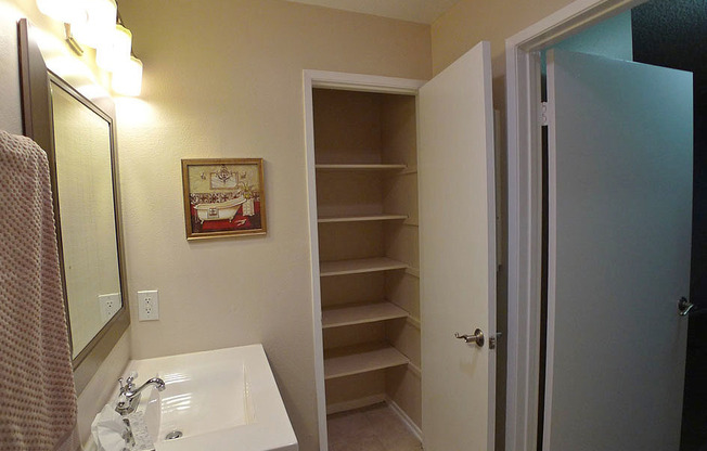 1 bed, 1 bath, 660 sqft, $1,895, Unit 204