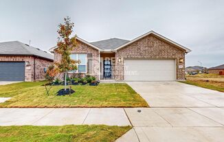 Brand New 4 Bedroom Home in Prime Fort Worth Location Available for Rent!