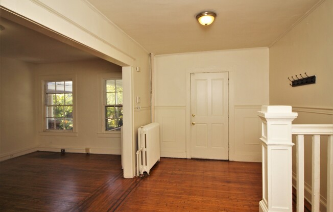 2025/2026 JHU Off-campus 6bd/2ba house w/ W/D! Available 6/9/25