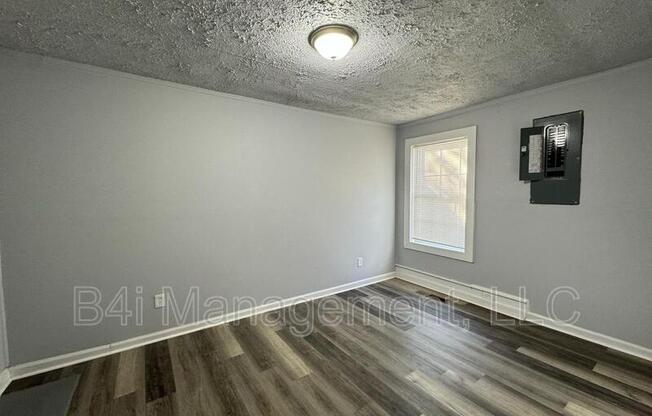 1310 FORREST AVE