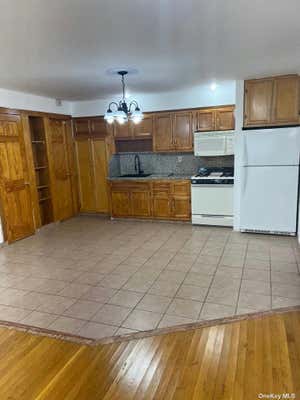 1 bed, 1 bath, $2,500, Unit 1