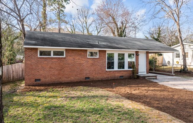 Beautiful 3BR Home in SE Raleigh - Fully Renovated + HUGE Fenced in Yard!