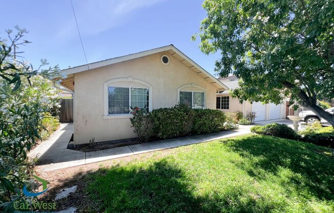 $5800 - Spacious 5 Beds 4 baths with large back yard near Apple HQ (shared single car garage unit on right side)!