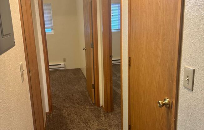 2 beds, 1 bath, 920 sqft, $1,500, Unit 7537-03
