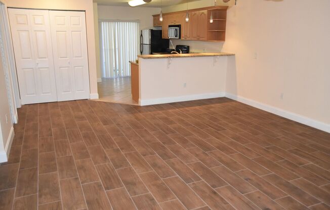 Winter Park, Updated 2/2 Condo! AVAILABLE JUNE 16th!