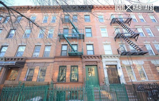 464 PROSPECT PL