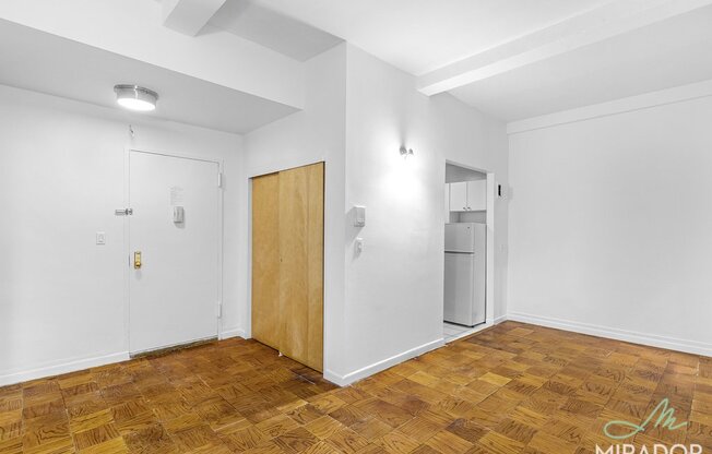 1 bed, 1 bath, $3,200, Unit 3G