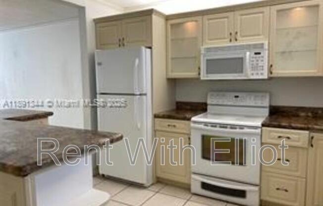 2832 Fillmore St # 31