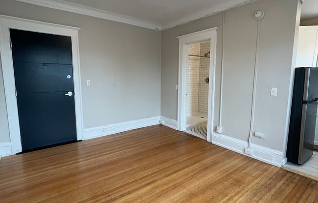 1 bed, 1 bath, $1,349, Unit 304