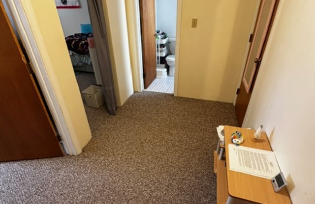 2 beds, 1 bath, $3,250, Unit 401