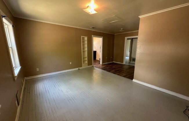 3016 LIVE OAK AVE
