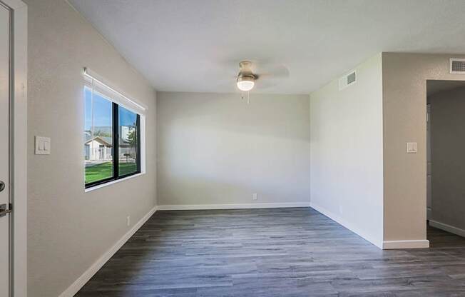 Orangedale Apartment Homes
