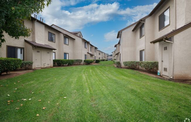 2 beds, 2 baths, 920 sqft, $2,320, Unit 194