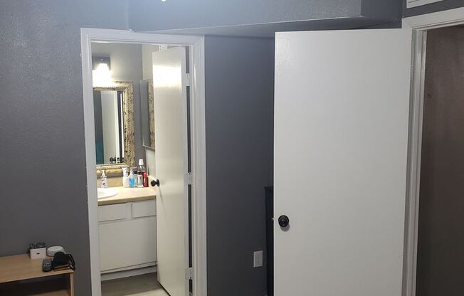 2 beds, 2 baths, $1,795, Unit # 9 167