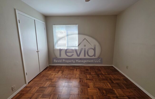 2 beds, 1 bath, $750, Unit 1280 #11