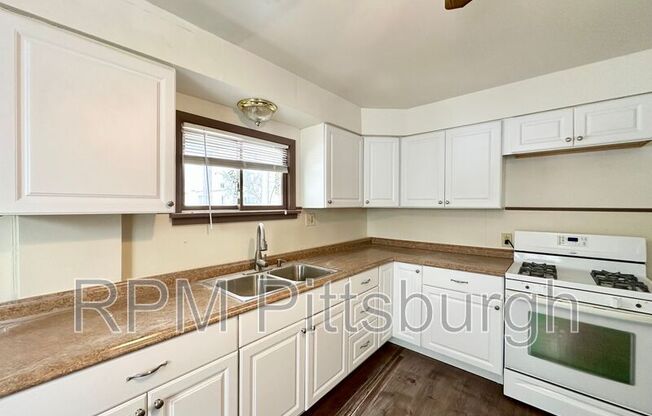 603 FARNSWORTH AVE