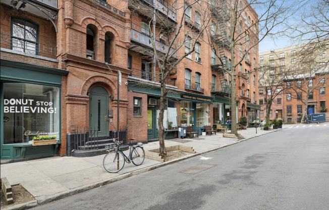 21 COLUMBIA PL