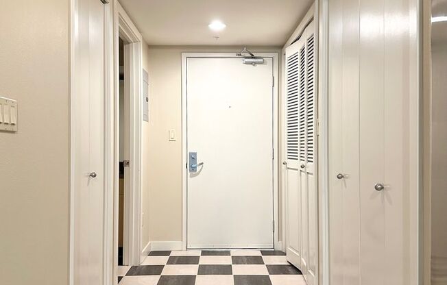 Charming Studio in Downtown Bellevue