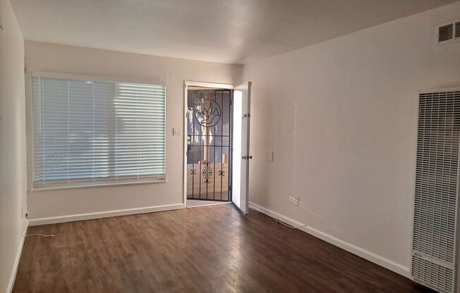 2 beds, 1 bath, 800 sqft, $2,395, Unit 6091