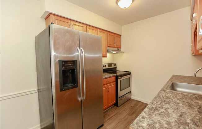 2 beds, 1 bath, 750 sqft, $1,025, Unit 6