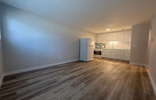 1 bed, 1 bath, $725, Unit 3
