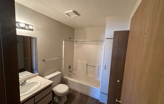 1 bed, 1 bath, $950