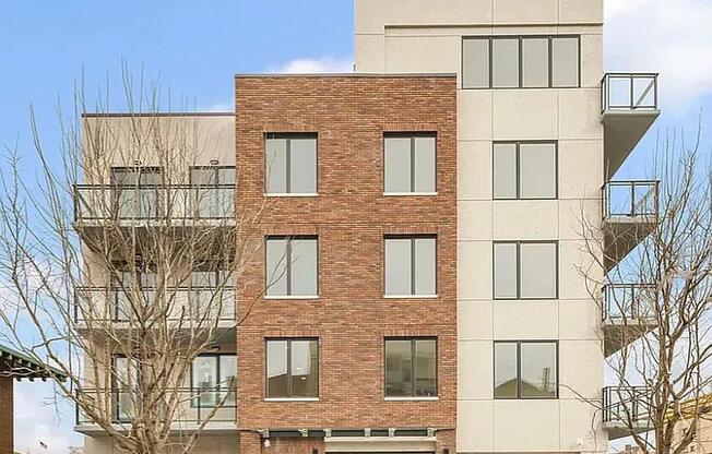 3 beds, 2 baths, $4,200, Unit 2D