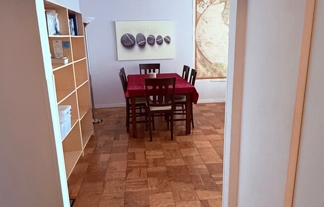 1 bed, 1 bath, 860 sqft, $2,800, Unit 703