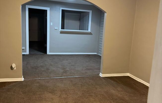 1309 Oxford St