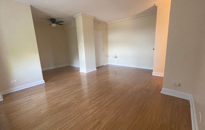 1 bed, 1 bath, 475 sqft, $895, Unit 0406