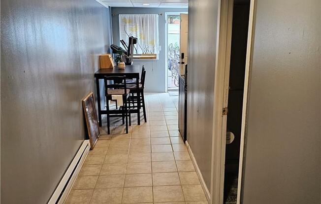 1 bed, 1 bath, 1,000 sqft, $2,750